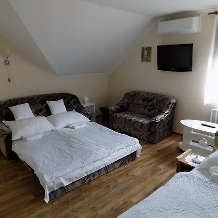 Apartman In - Balaton 20030